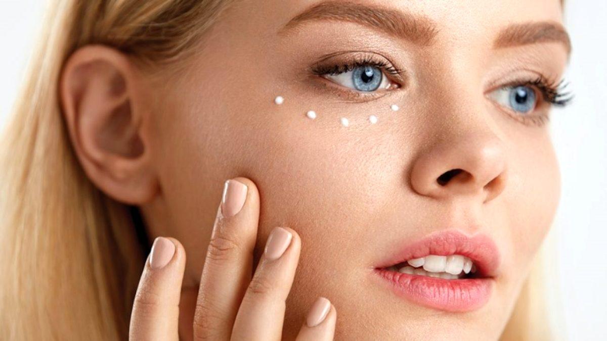 Restoring the Area Under the Eyes (Under Eye Light Filling) 