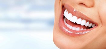 Zahnfleischlächeln (Gummy Smile) Botox